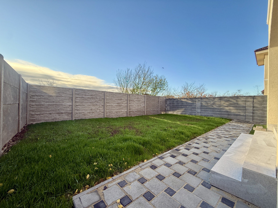 Duplex cu 5 camere despartit prin camera tehnica, in Giarmata 14, foxfort.ro