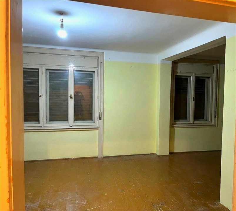 Spatiu comercial si terasa cu casa de locuit - zona Dambovita 10, foxfort.ro