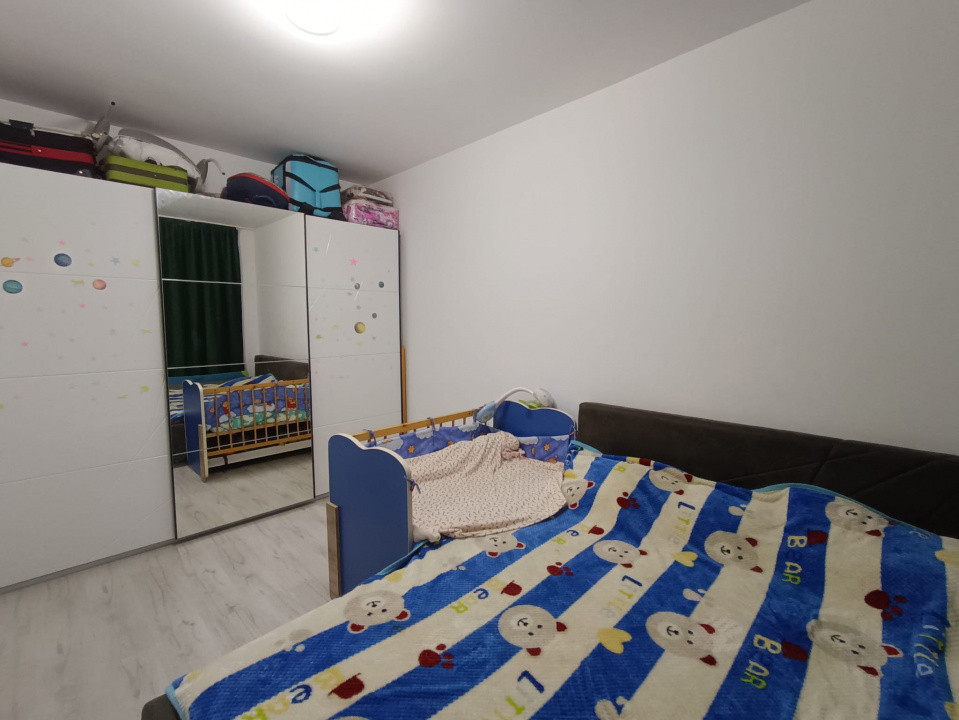 Apartament cu 3 camere, decomandat, Etaj 1 - Giroc  7, foxfort.ro