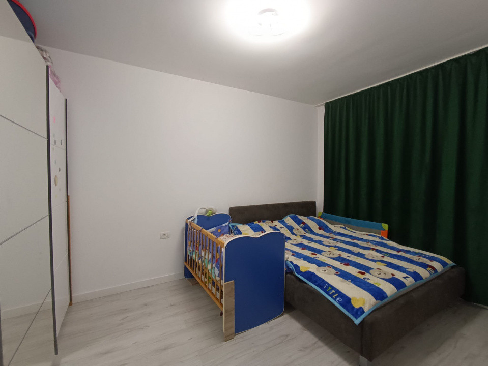 Apartament cu 3 camere, decomandat, Etaj 1 - Giroc  21, foxfort.ro