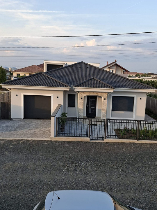 Casa individuala cu 5 camere si teren de 749 mp, zona Dumbravita 3, foxfort.ro