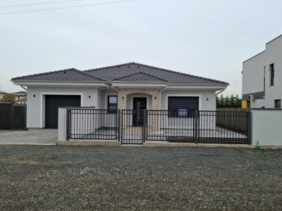 Casa individuala cu 5 camere si teren de 749 mp, zona Dumbravita