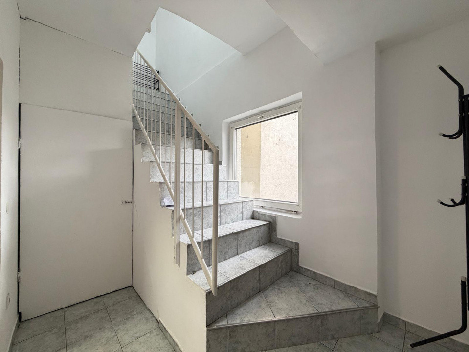 Casa individuala cu 5 camere de inchiriere in zona Balcescu 11, foxfort.ro