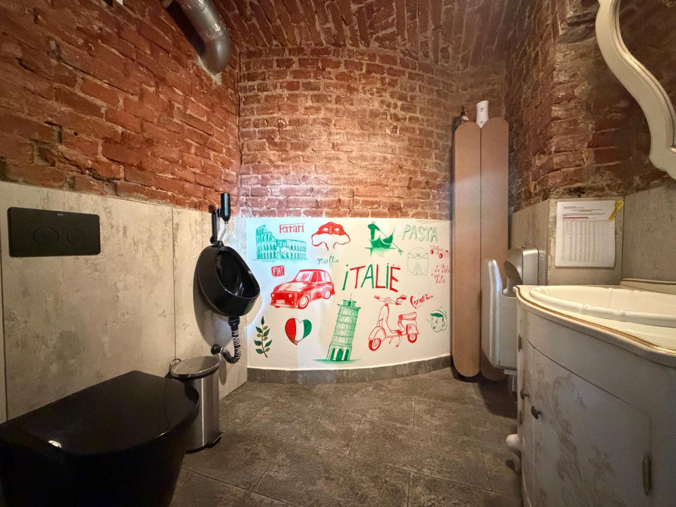 Spatiu comercial de inchiriat 110 mp, zona Piata Maria  7, foxfort.ro