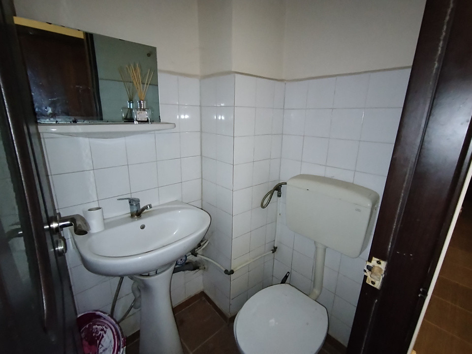 Apartament cu 3 camere de vanzare in Timisoara, zona Soarelui 6, foxfort.ro