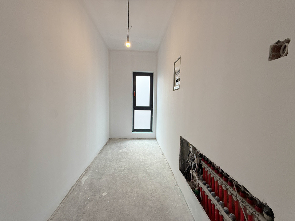 Casa individuala cu 5 camere de vanzare in Dumbravita 14, foxfort.ro