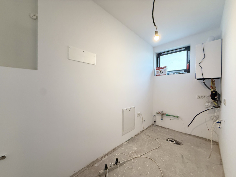 Casa individuala cu 5 camere de vanzare in Dumbravita 16, foxfort.ro