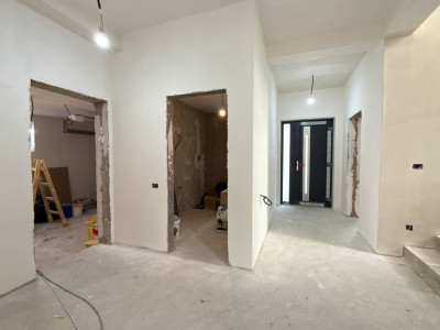 Casa individuala cu 5 camere de vanzare in Dumbravita imagine mica 32, foxfort.ro