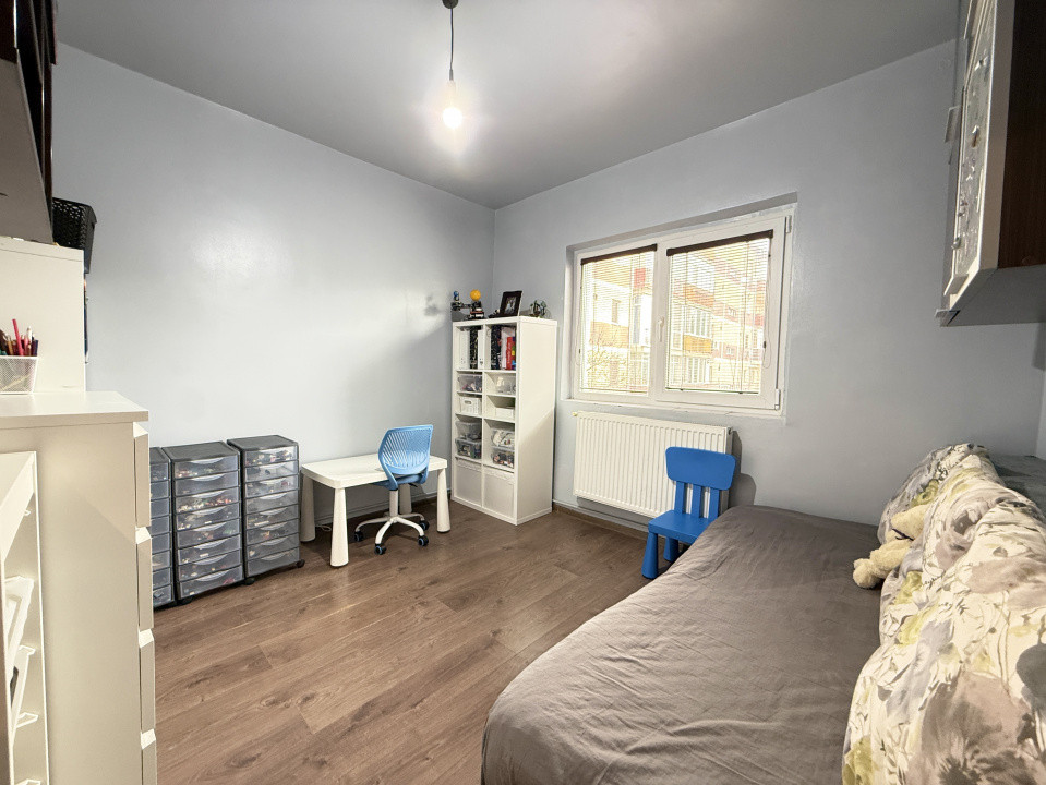 Apartament cu 3 camere de vanzare in Timisoara, zona Aradului 5, foxfort.ro