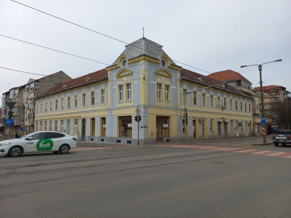 Spatiu comercial in cladire istorica zona Dorobantilor 1, foxfort.ro