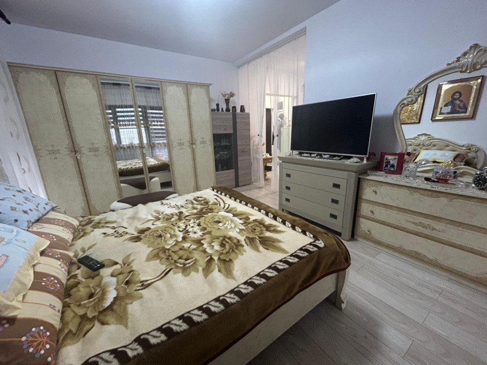 Apartament cu o camera de vanzare in Chisoda 11, foxfort.ro