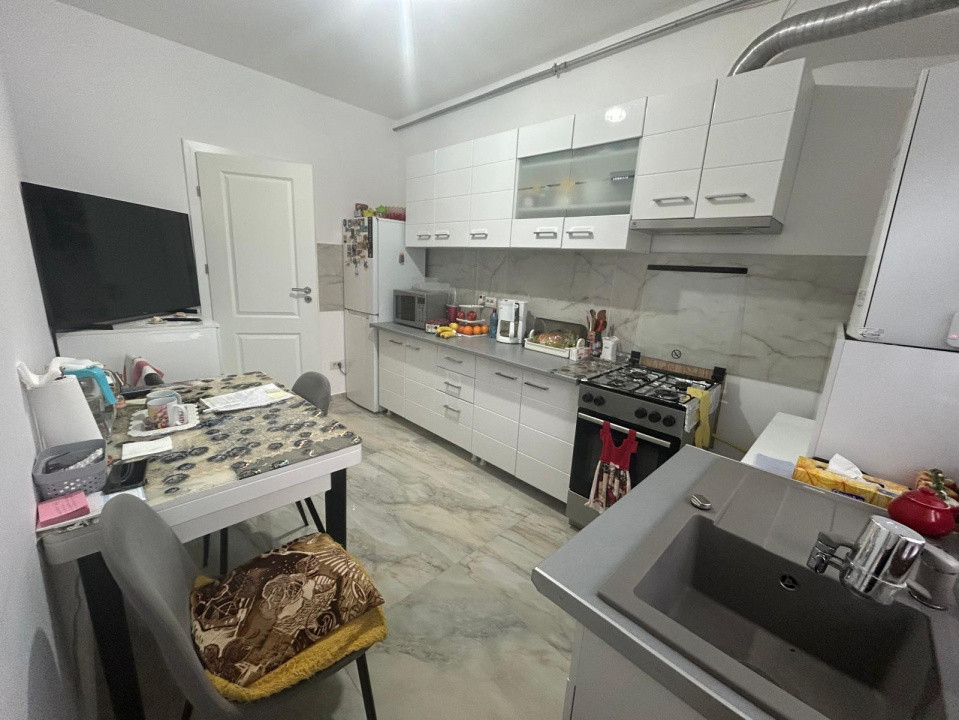 Apartament cu o camera de vanzare in Chisoda 14, foxfort.ro
