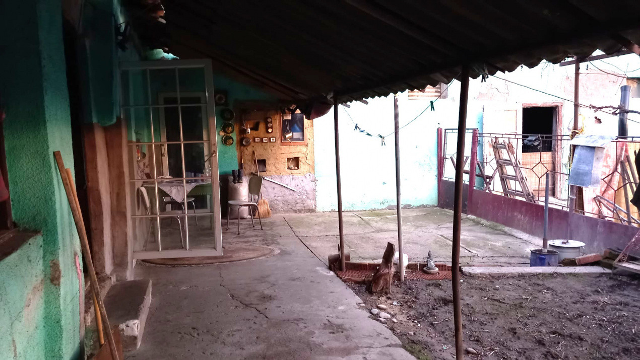 Casa individuala + hala de vanzare in Grabat  20, foxfort.ro