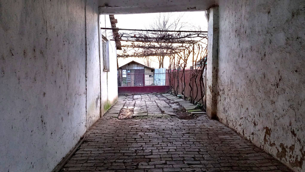 Casa individuala + hala de vanzare in Grabat  21, foxfort.ro