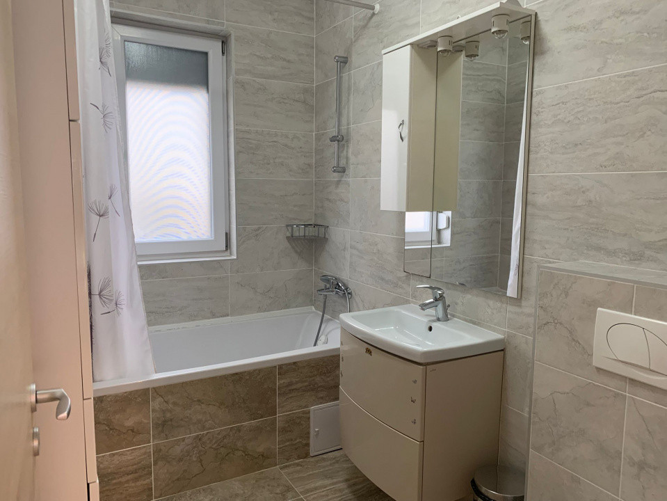 Apartament cu 3 camere, curte proprie si parcare – Dumbravita 7, foxfort.ro