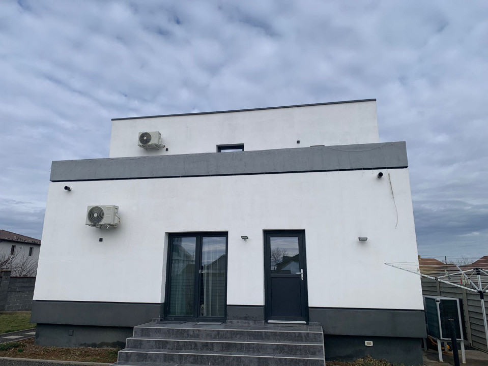 Casa individuala cu 4 camere si teren de 565 mp, zona Sacalaz 8, foxfort.ro