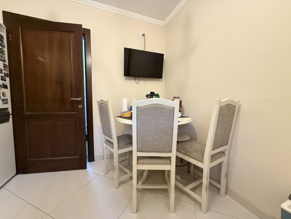 Apartament cu 4 camere de vanzare in Timisoara, zona Bucovina 10, foxfort.ro