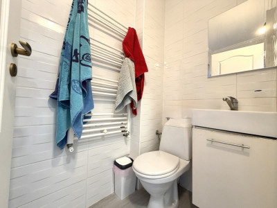 COMISION 0% Duplex despartit prin garaj, 5 camere, teren 660 mp in Sanandrei imagine mica 15, foxfort.ro