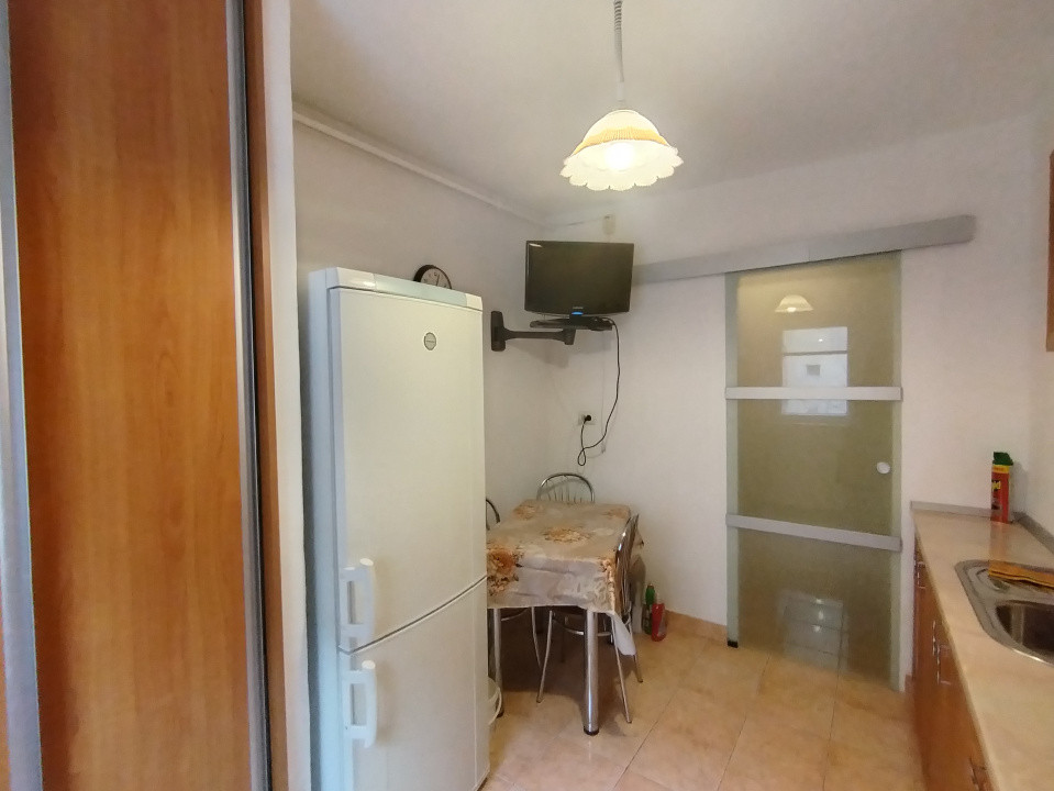 Apartament cu 2 camere de inchiriat in Timisoara, zona Girocului 12, foxfort.ro