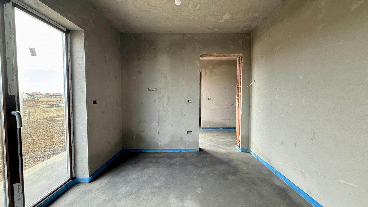 Duplex de vanzare, 4 camere in spate la Castel - Mosnita Noua 10, foxfort.ro