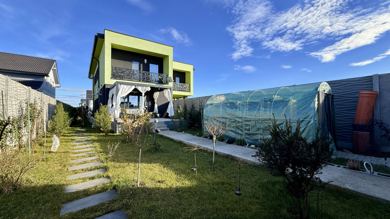 Duplex deosebit de vanzare, 4 camere, zona linistita - Mosnita Veche 1, foxfort.ro