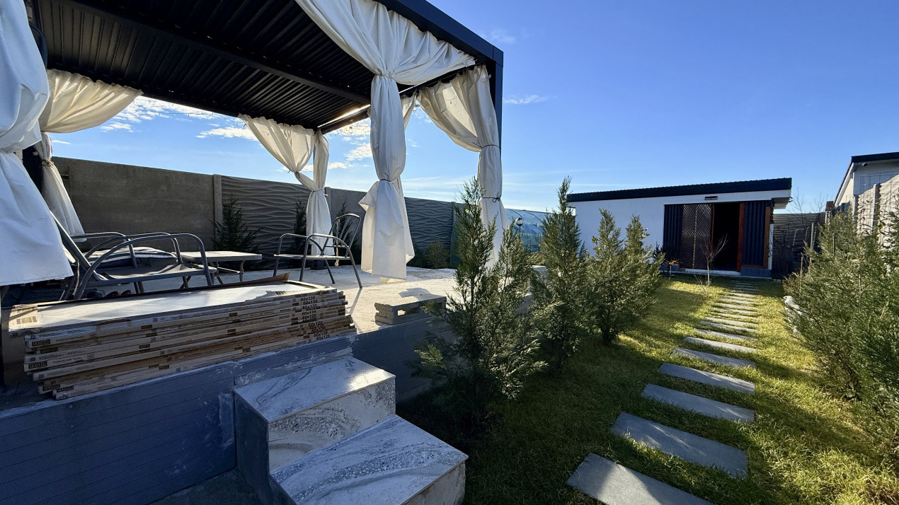 Duplex deosebit de vanzare, 4 camere, zona linistita - Mosnita Veche 2, foxfort.ro