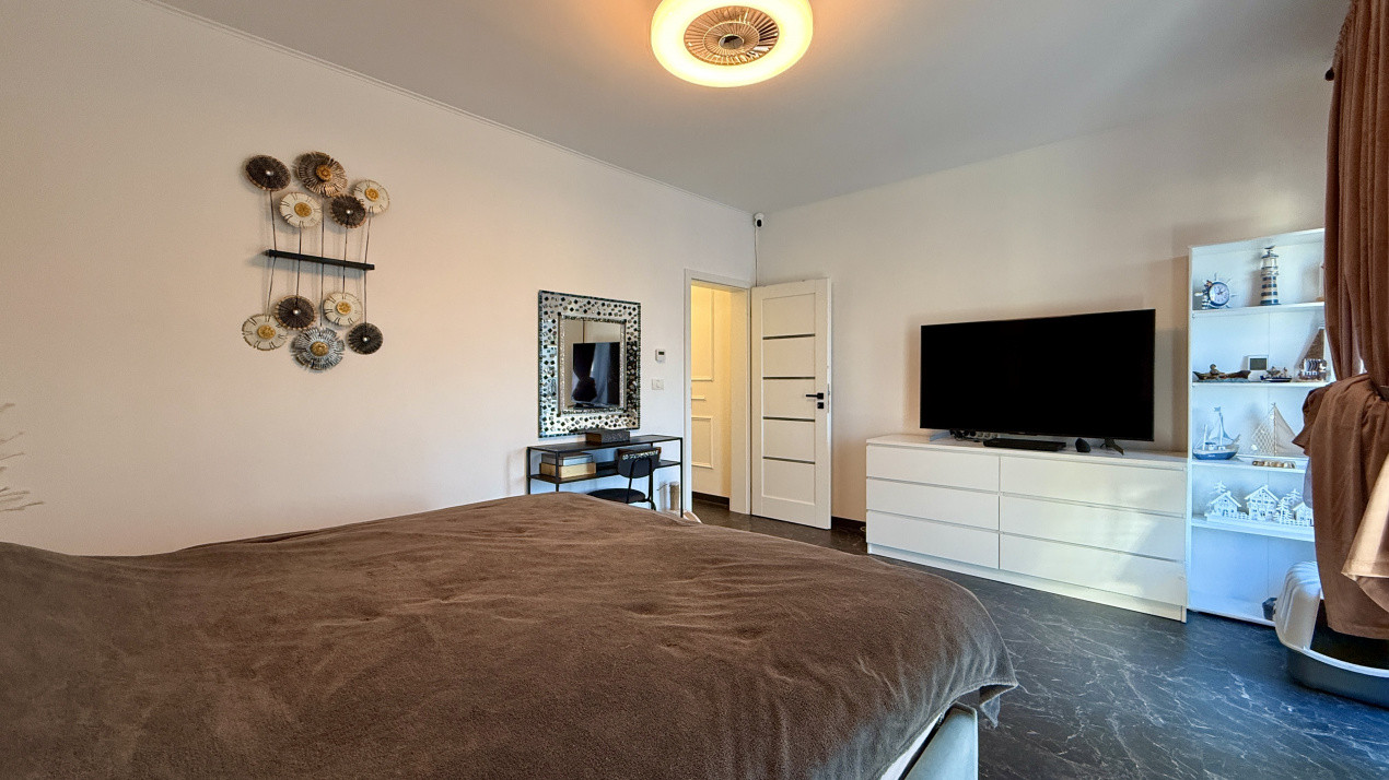 Duplex deosebit de vanzare, 4 camere, zona linistita - Mosnita Veche 8, foxfort.ro