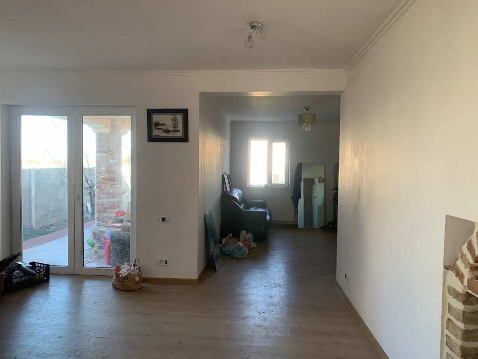 Duplex cu 4 camere de 128 mp si 2 locuri de parcare, zona Dumbravit 3, foxfort.ro