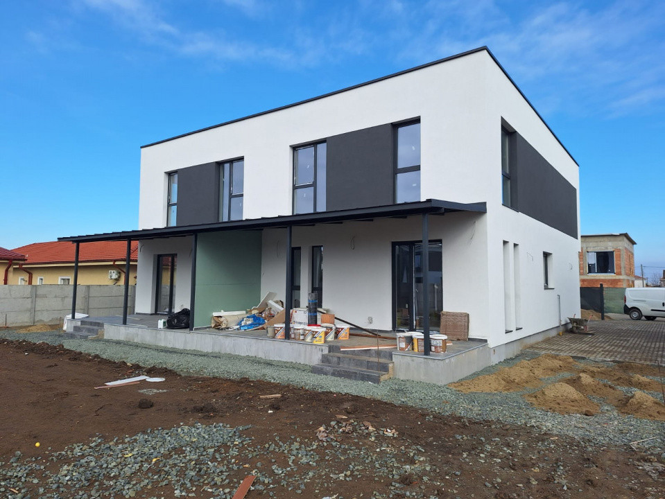 Duplex cu 5 camere de 125 mp si 3 bai, zona Dumbravita 2, foxfort.ro