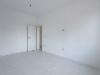 Duplex la cheie, 4 camere Mosnita Noua - Lidl imagine mica 14, foxfort.ro