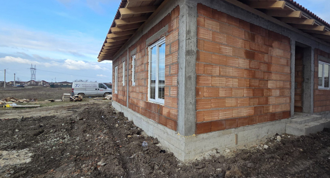 Duplex plan parter - langa Lidl Mosnita Noua 1, foxfort.ro