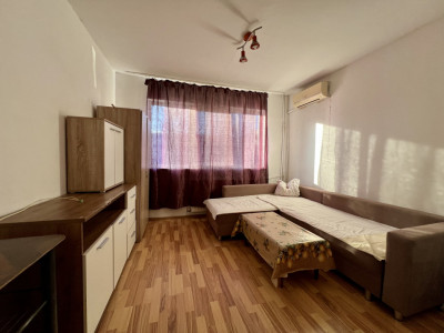 Garsoniera de inchiriat, zona Blascovici