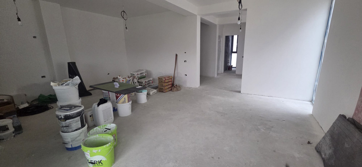 Duplex spatios cu 5 camere de vanzare, zona Mosnita Noua 3, foxfort.ro