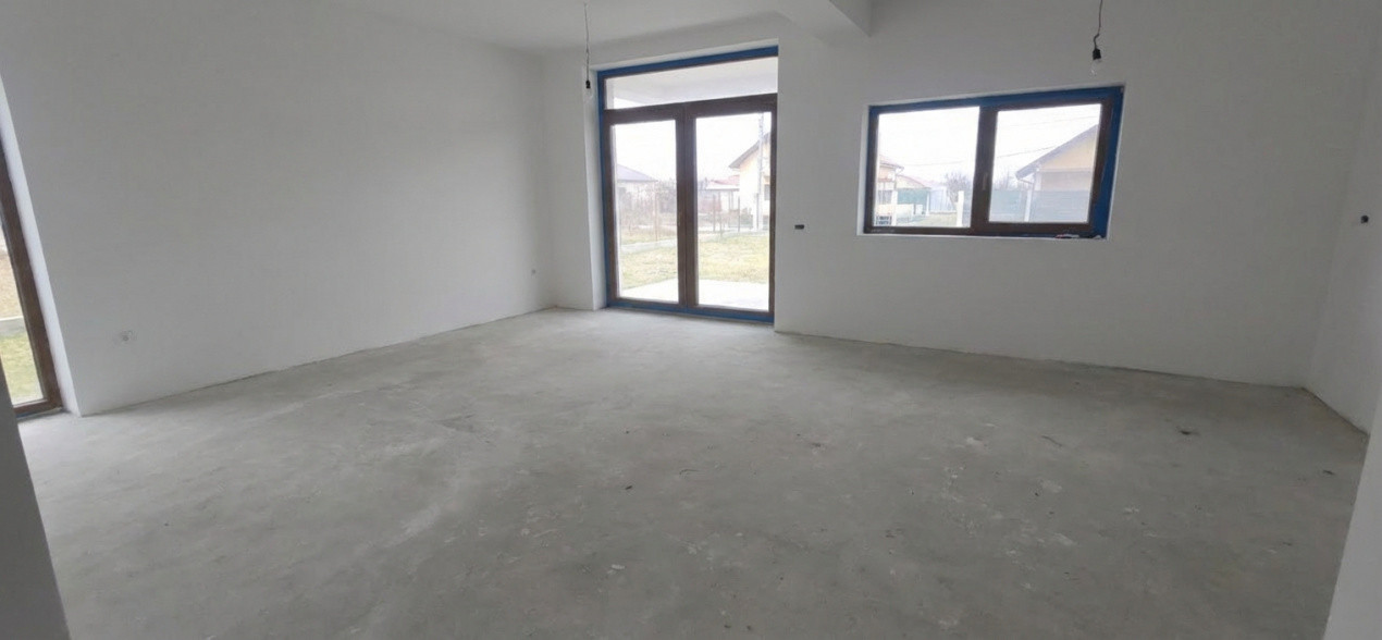 Duplex spatios cu 5 camere de vanzare, zona Mosnita Noua 1, foxfort.ro