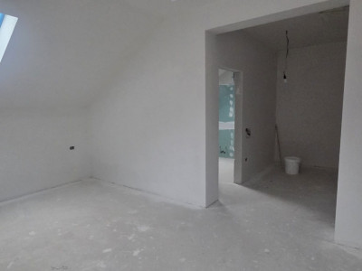 Duplex spatios cu 5 camere de vanzare, zona Mosnita Noua imagine mica 7, foxfort.ro