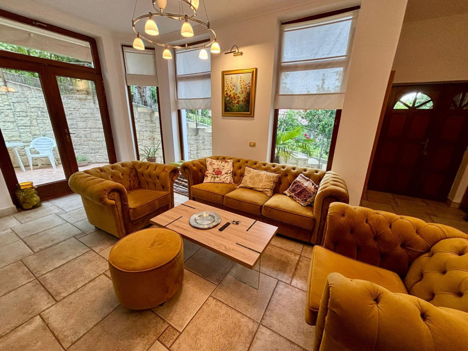 Casa individuala cu 5 camere si teren de 1 hectar - Ghioroc - Arad 2, foxfort.ro