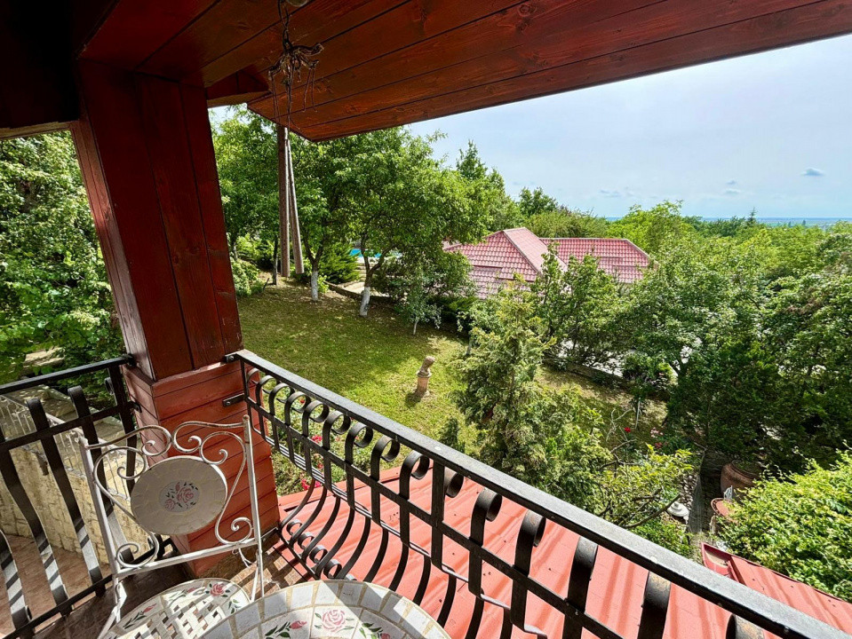 Casa individuala cu 5 camere si teren de 1 hectar - Ghioroc - Arad 25, foxfort.ro