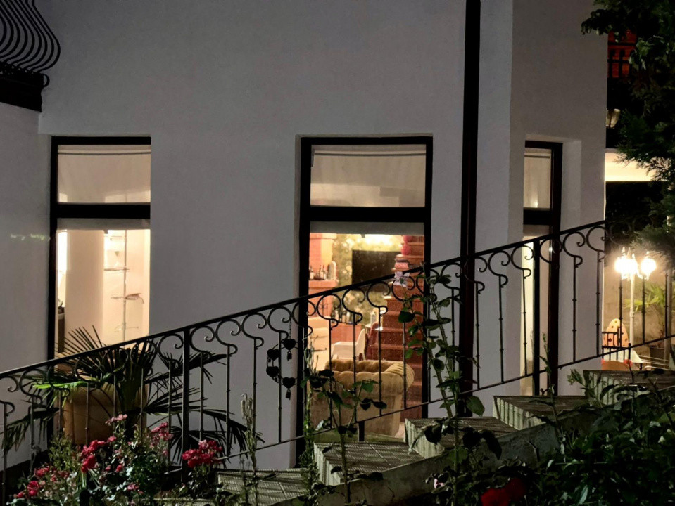 Casa individuala cu 5 camere si teren de 1 hectar - Ghioroc - Arad 27, foxfort.ro