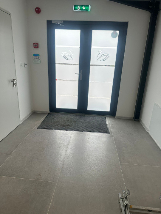 Hala industriala 500 mp + birouri, 1398 mp teren, acces TIR - Giarmata Vii 27, foxfort.ro