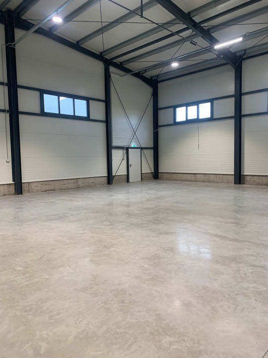 Hala industriala 500 mp + birouri, 1398 mp teren, acces TIR - Giarmata Vii 29, foxfort.ro