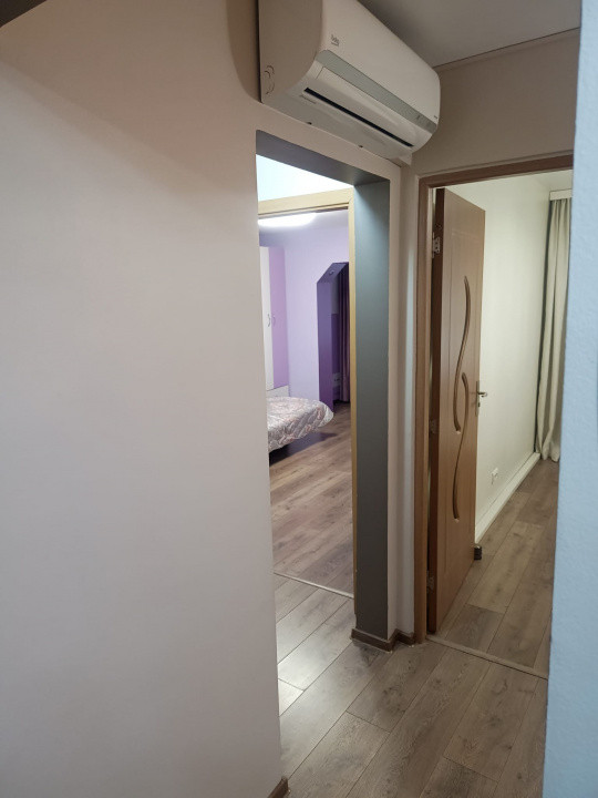 Apartament de vanzare cu 4 camere la etajul 1 in zona Lipovei 6, foxfort.ro