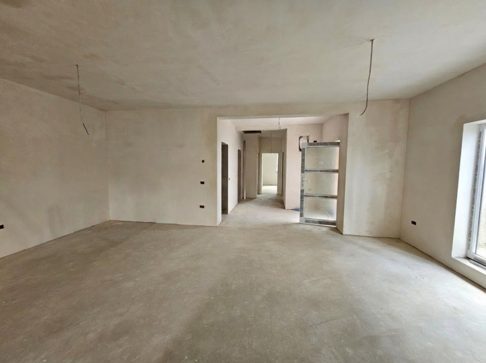 Duplex spatios cu teren de 442 mp, toate utilitatile - Giroc 1, foxfort.ro