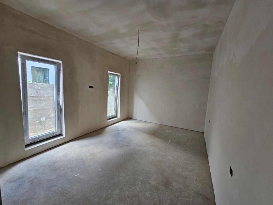 Duplex spatios cu teren de 442 mp, toate utilitatile - Giroc 3, foxfort.ro