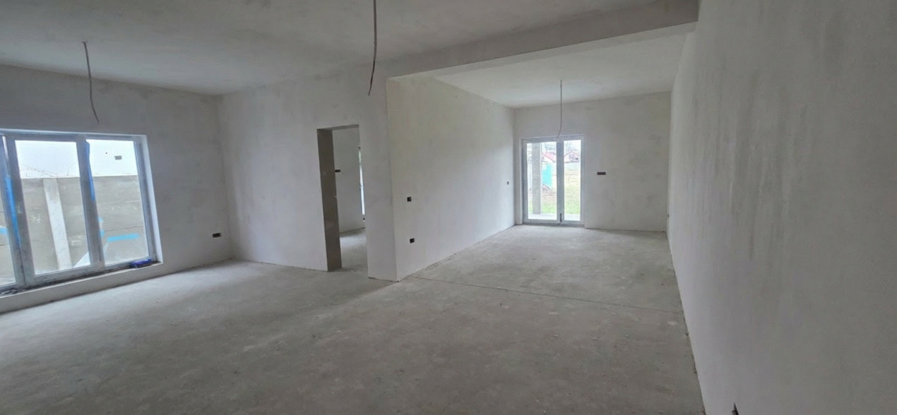 Duplex spatios cu teren de 442 mp, toate utilitatile - Giroc 11, foxfort.ro