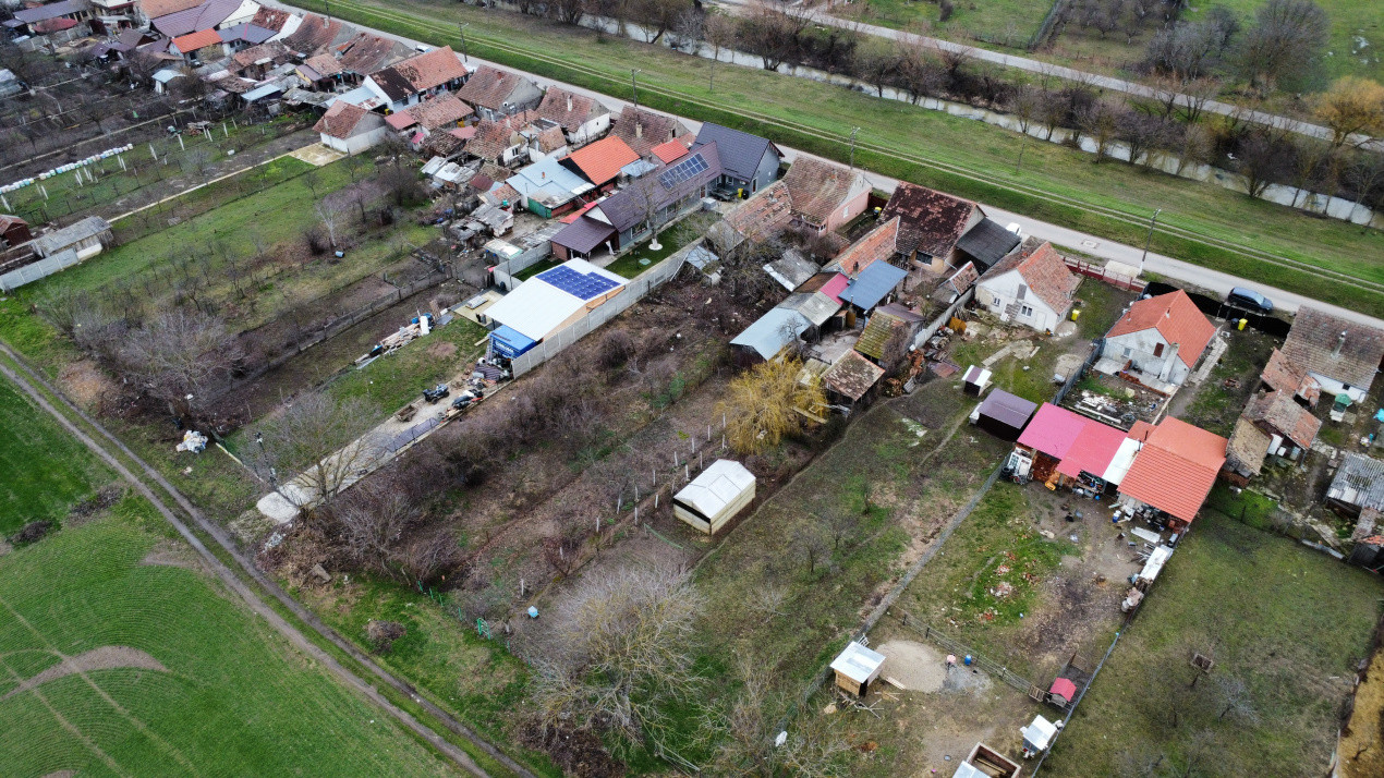 Casa de vanzare cu 3 camere si teren de 1008 mp - Deta 4, foxfort.ro