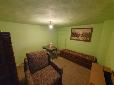 Casa de vanzare cu 3 camere si teren de 1008 mp - Deta imagine mica 9, foxfort.ro