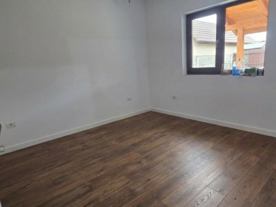 Duplex plan parter in spate la Valery Mosnita Noua imagine mica 4, foxfort.ro