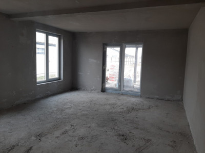 Duplex cu 5 camere si teren de 392 mp - Giarmata Vii