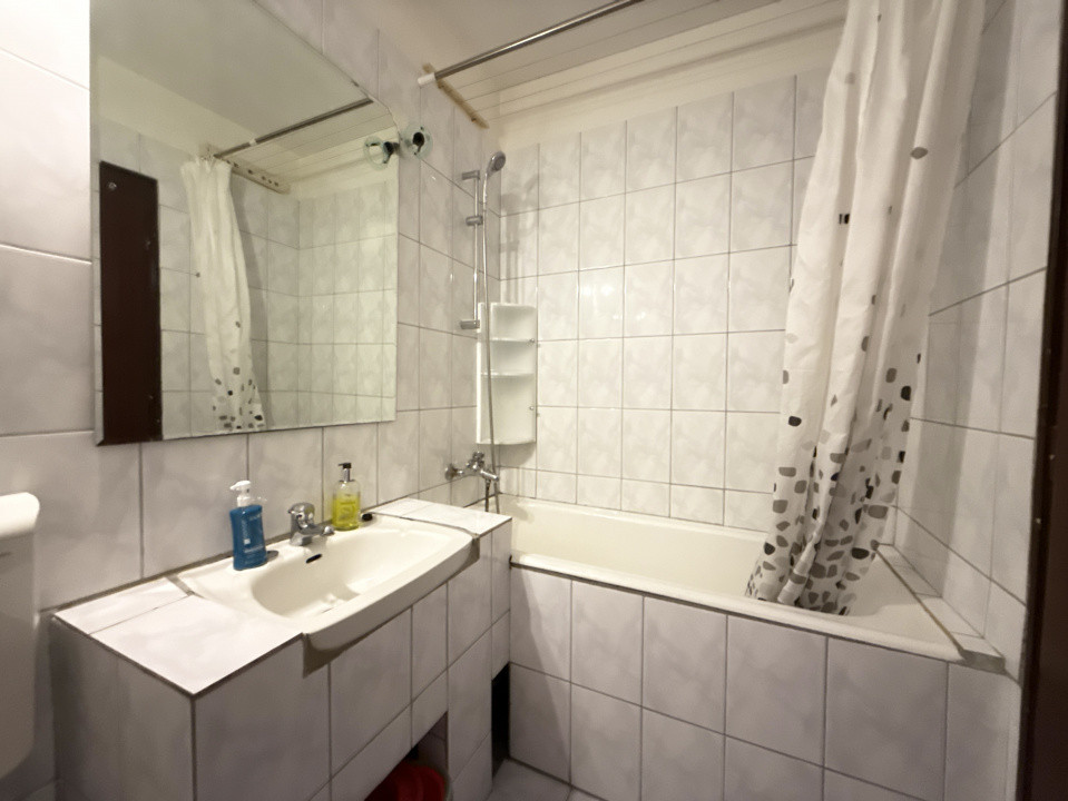 Apartament cu 2 camere de vanzare in Timisoara, zona Circumvalatiunii 12, foxfort.ro