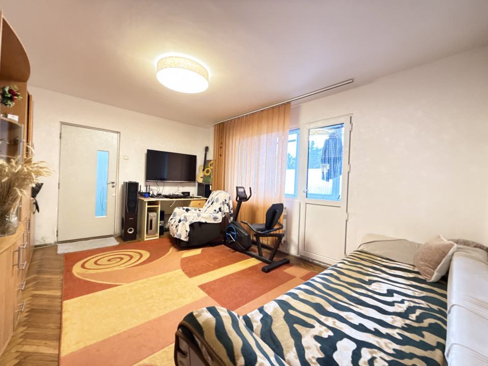 Apartament cu 3 camere de vanzare in Timisoara, zona Gheorghe Lazar 3, foxfort.ro